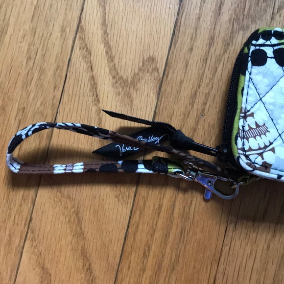 NWOT Vera Bradley wallet - Picture 2 of 8